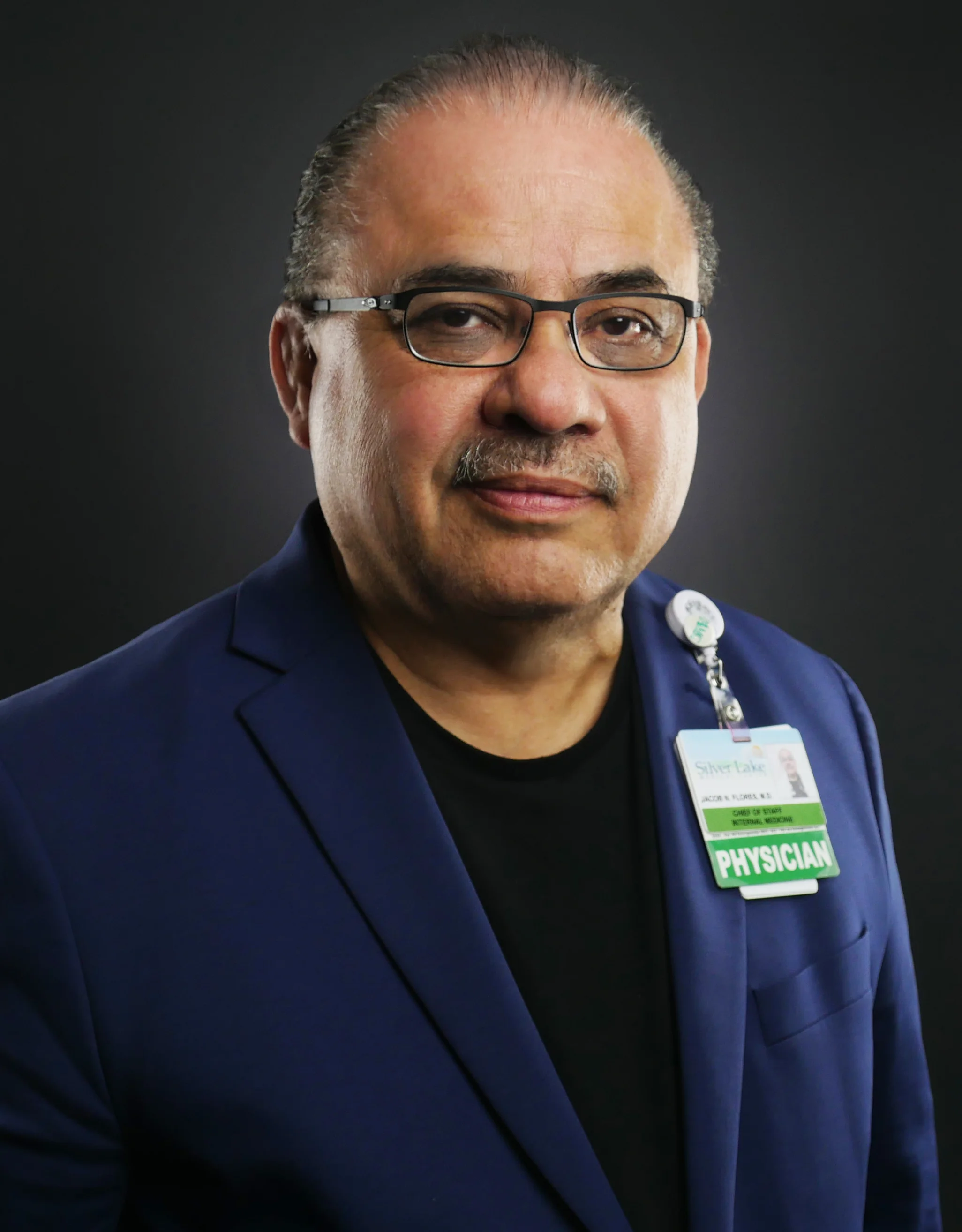 Portrait2.jpg