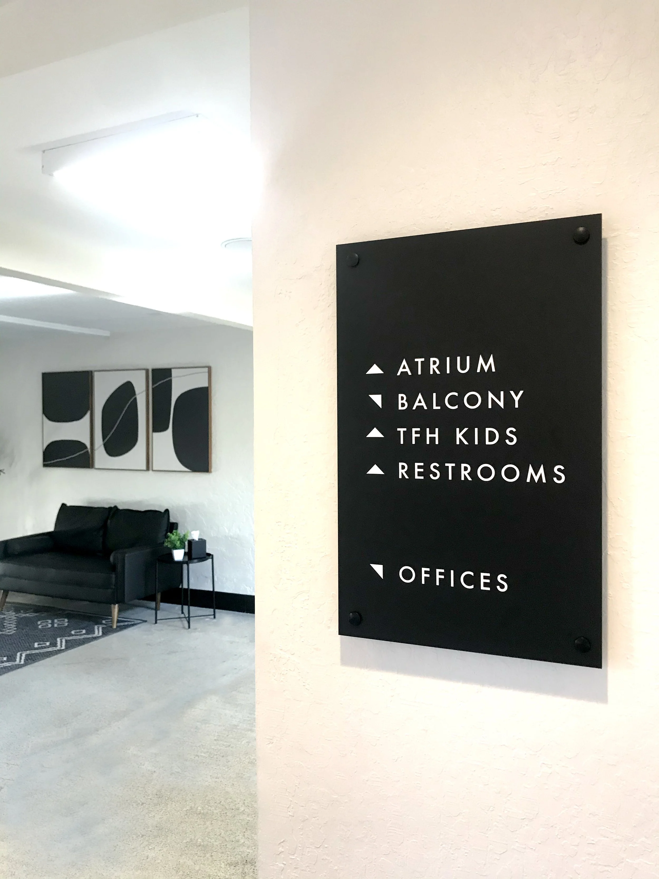 lobby 4.jpg