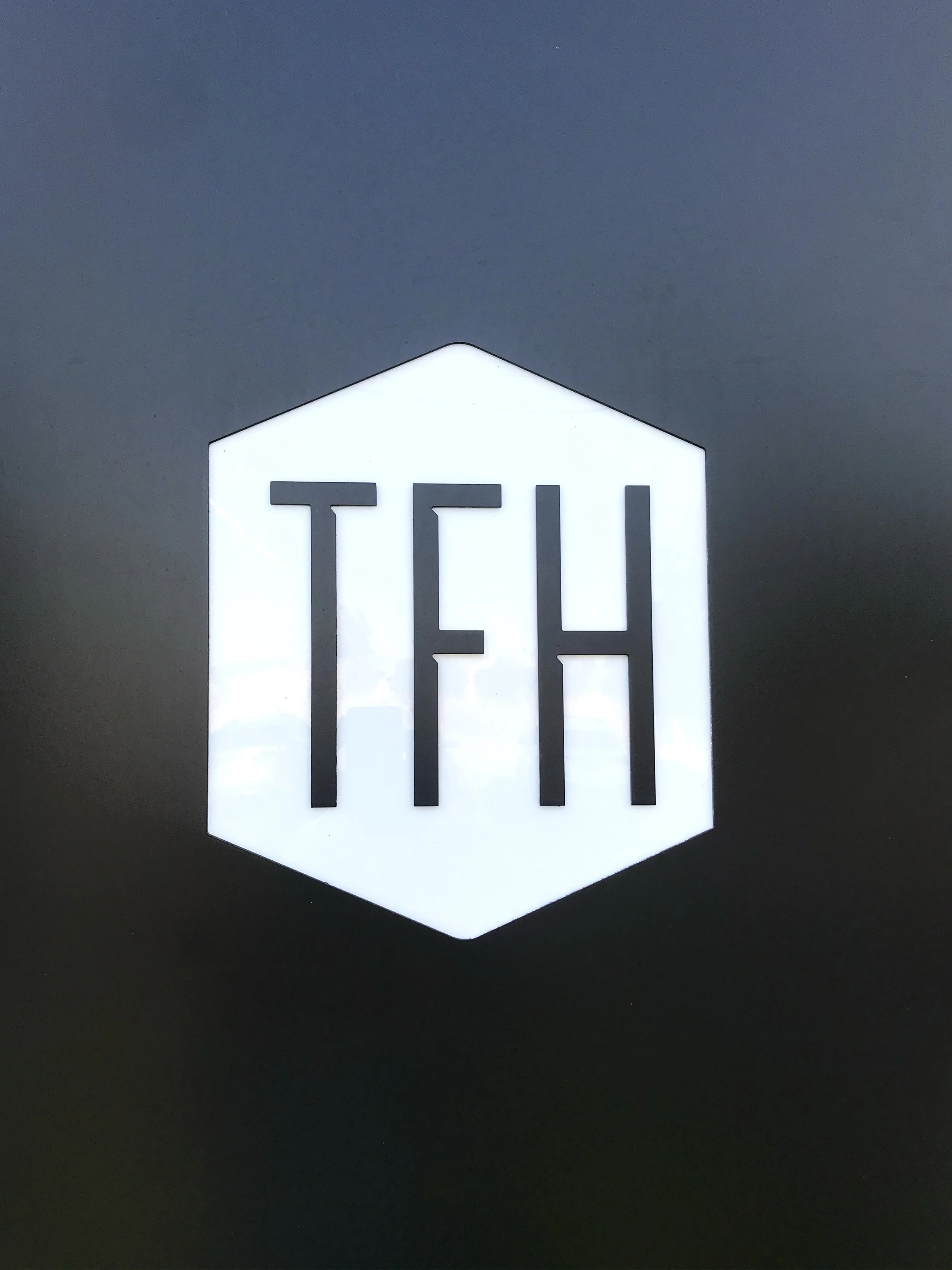 logo2.jpg