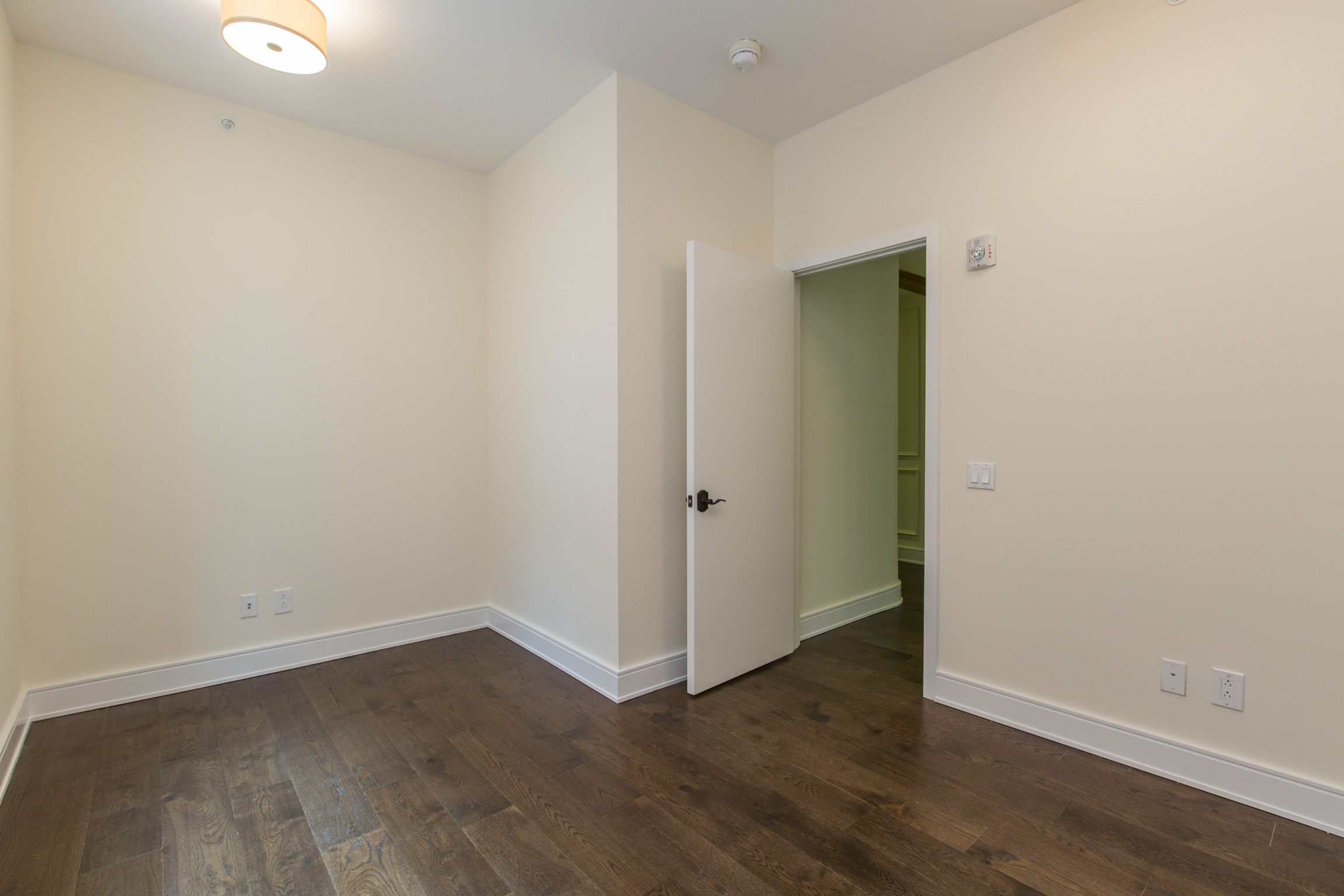 233 Chestnut_alcovemedia25.jpg