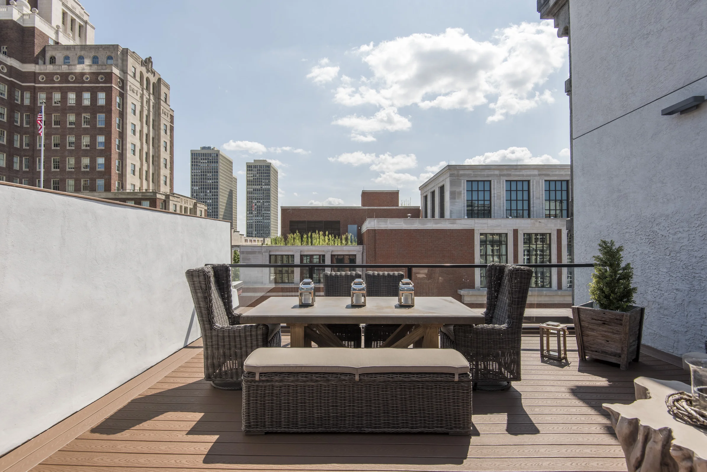233 Chestnut Street | Penthouse Lower Terrace