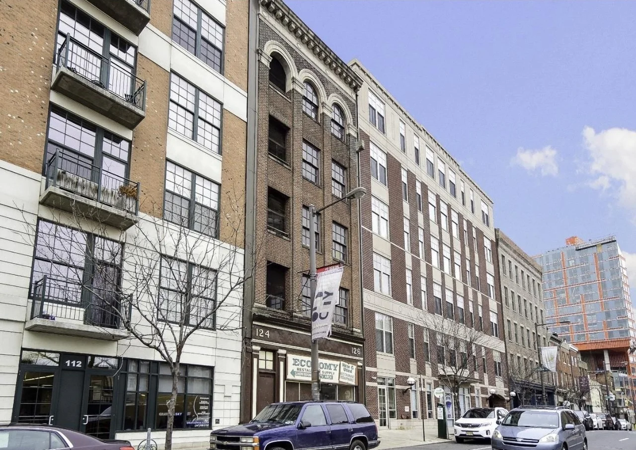 124-26 N 2ND Street 5 Condominiums