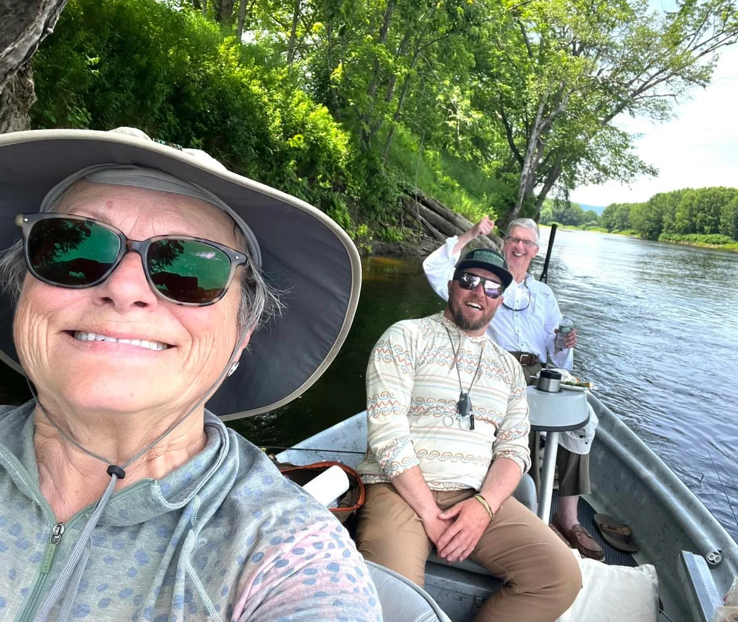 Lunch time vibes with great clients!
#maine #alpolandart #westernmaineyurts #flyfishing #flyfishingnation #flyfishingjunkie #flyfishingonly #flyfishingvibes #fishing #fish #trout #smallmouth #browntrout #rainbowtrout #brooktrout #wildtrout #smallies