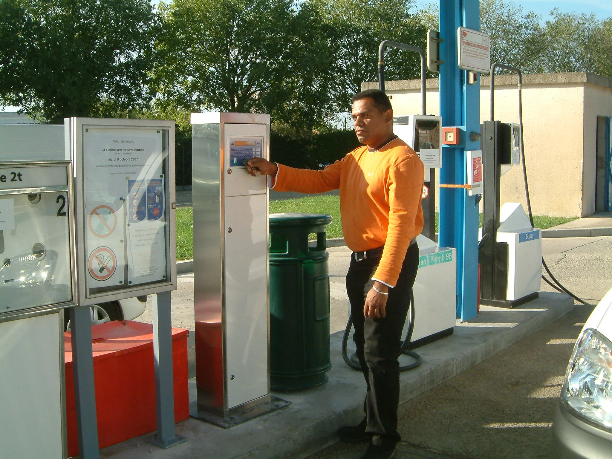 03_f_nimes2.jpg