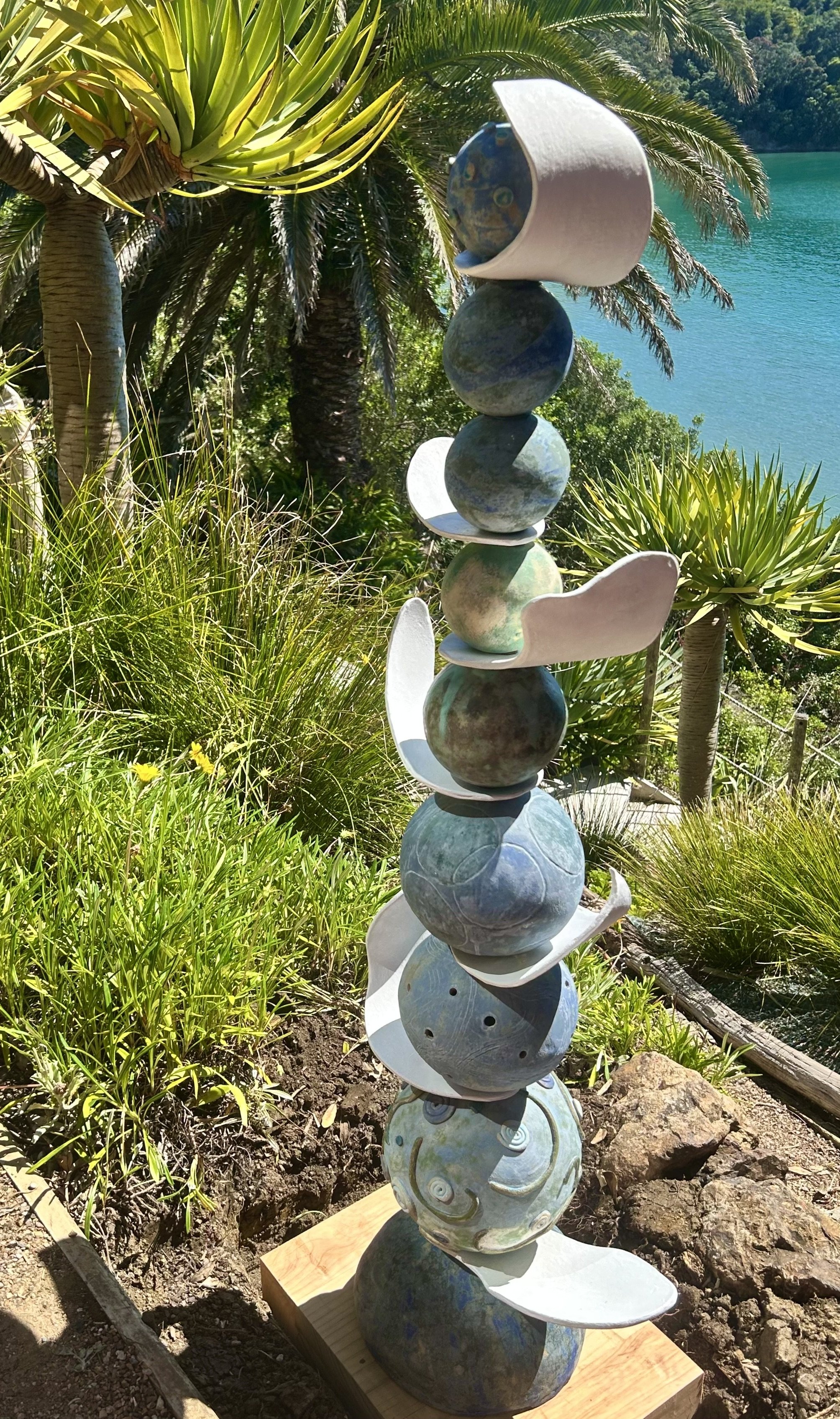 Blue and white totem NZ.jpeg
