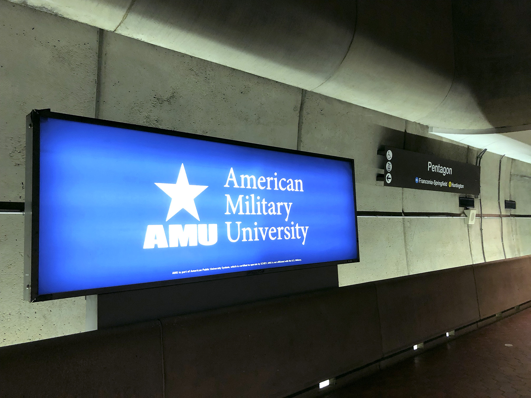AMU_Metro_8.jpg