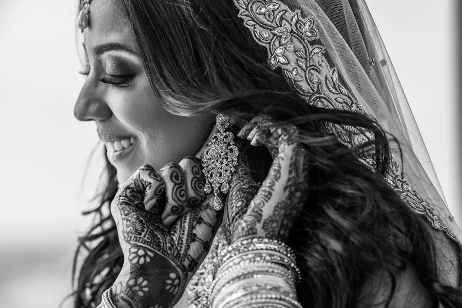 Bride-Getting-Ready-Pics-min.jpg