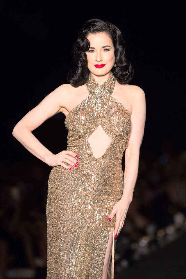 Ammon_Creative-Perth_Event_Photography-Telstra_Perth_Fashion_Festival-11-Dita_Von_Teese.jpg