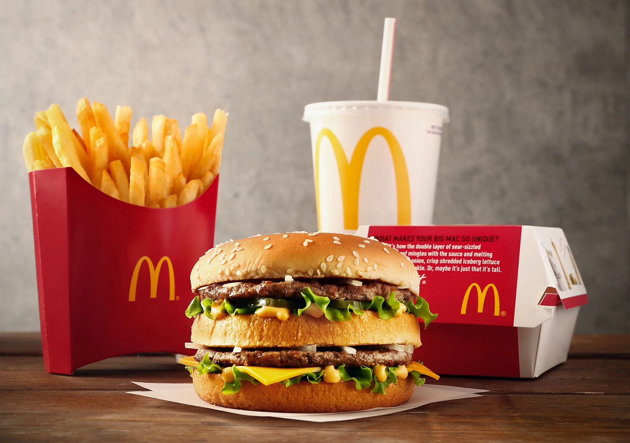 Khoai tây chiên ở McDonalds người ta tính bằng khối lượng chứ không phải miếng đâu. Bạn đừng đếm làm gì! Project : Mc Donald's Vietnam