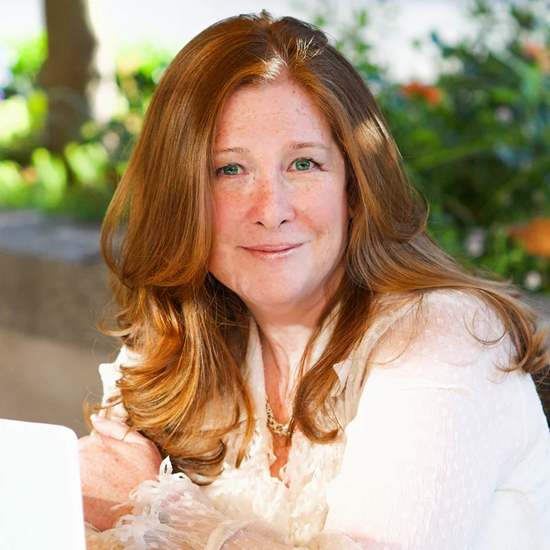 Lyssa deHart square - Lyssa deHart.jpg