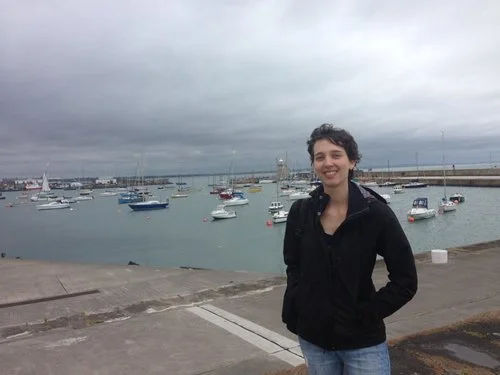 Lea at the harbor