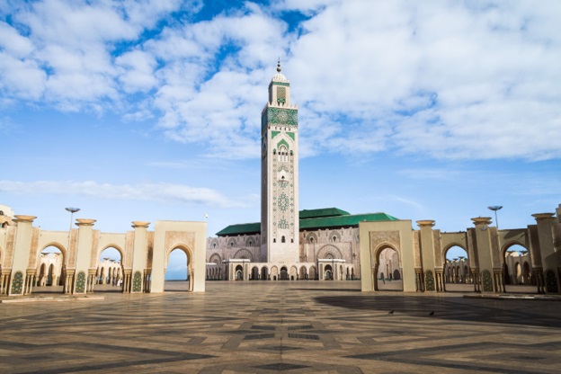 A much, much better photo of the Mosque from theculturetrip.com