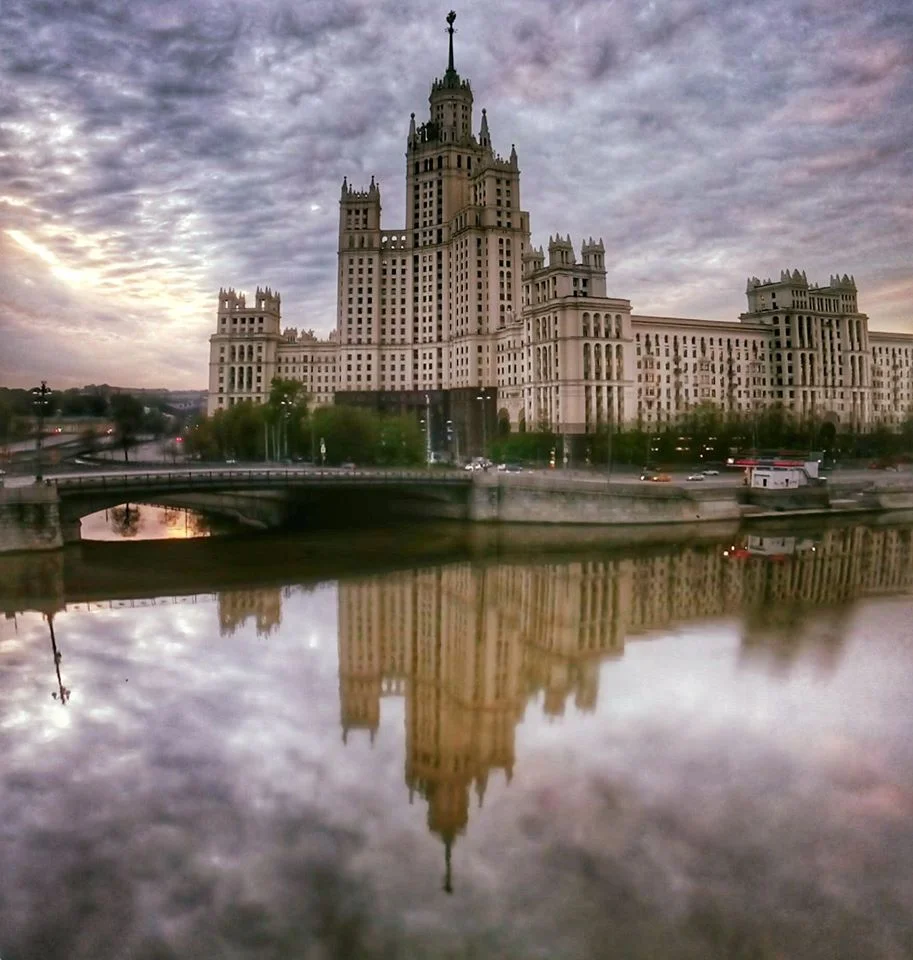 This picture was taken by a friend (Anya Krylova). Neither my camera nor my photography skills are this good.