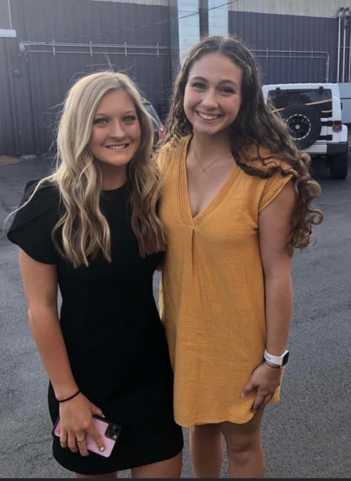 Ella Floyd (2022 Early County) and Katie Sheppard (2021 SWGA Academy) cousins and recipients.jpg