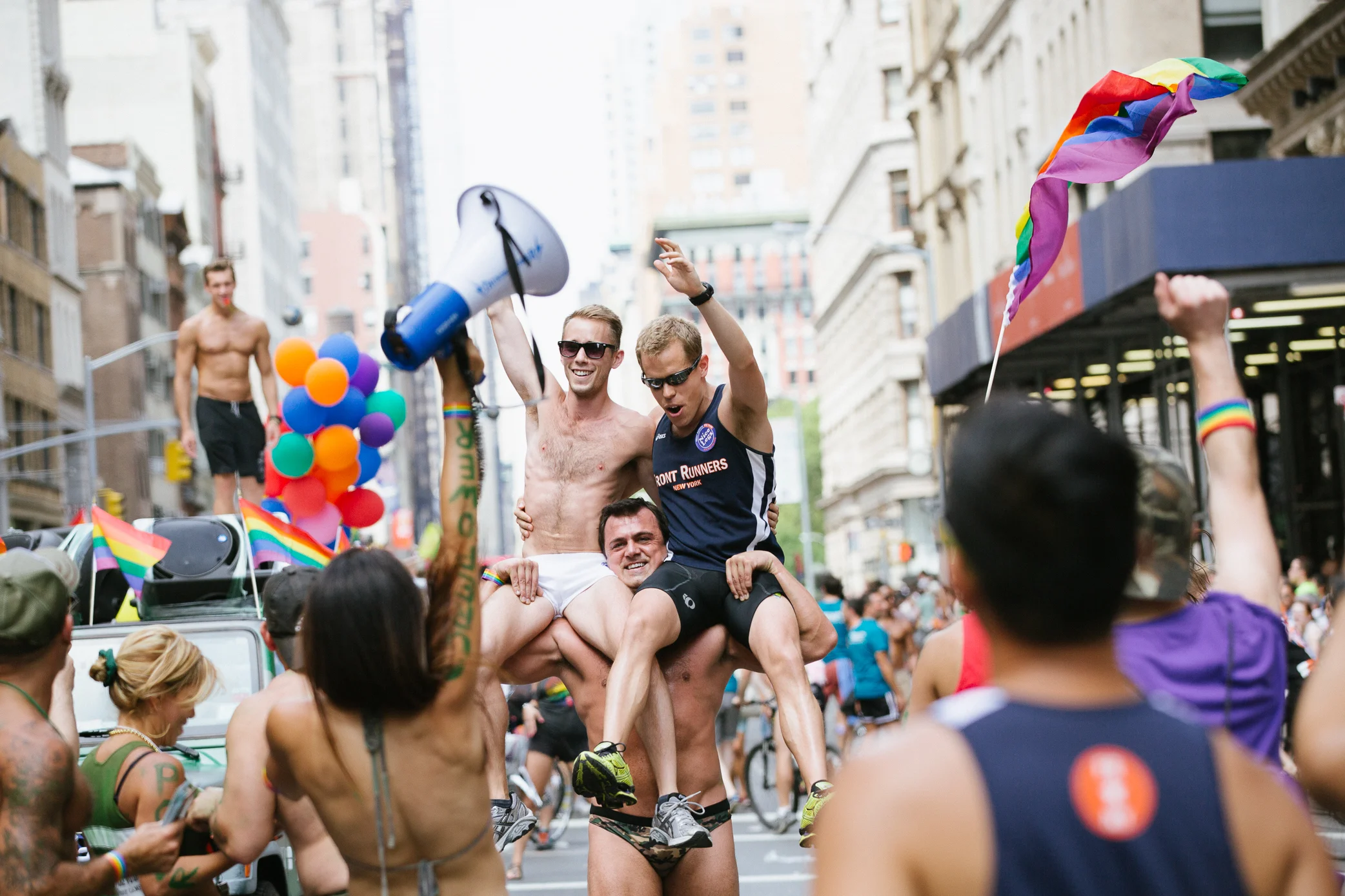 1206PRIDEPARADE-955.jpg