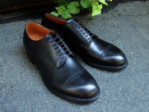 55909 Black Calfskin — mouldedshoe