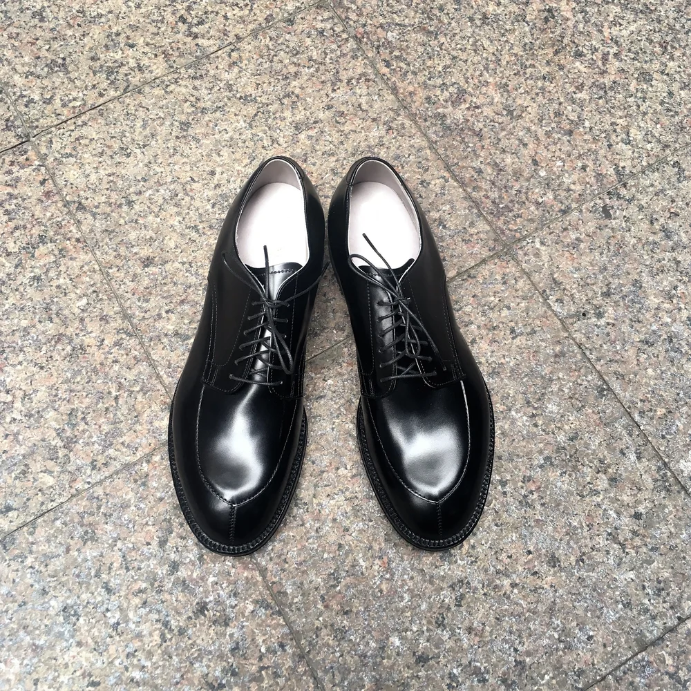 539 - Modified V-Tip in Black Calfskin - 靴