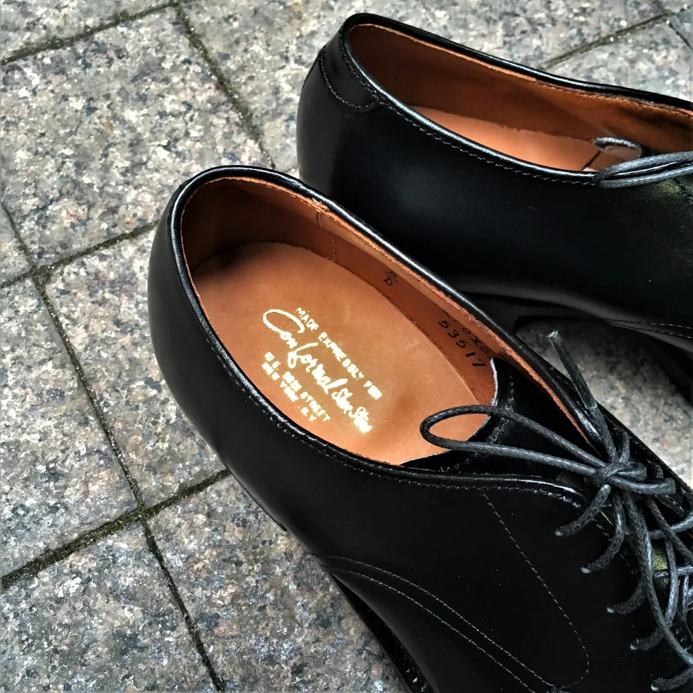 53517 Black Calfskin  mouldedshoe