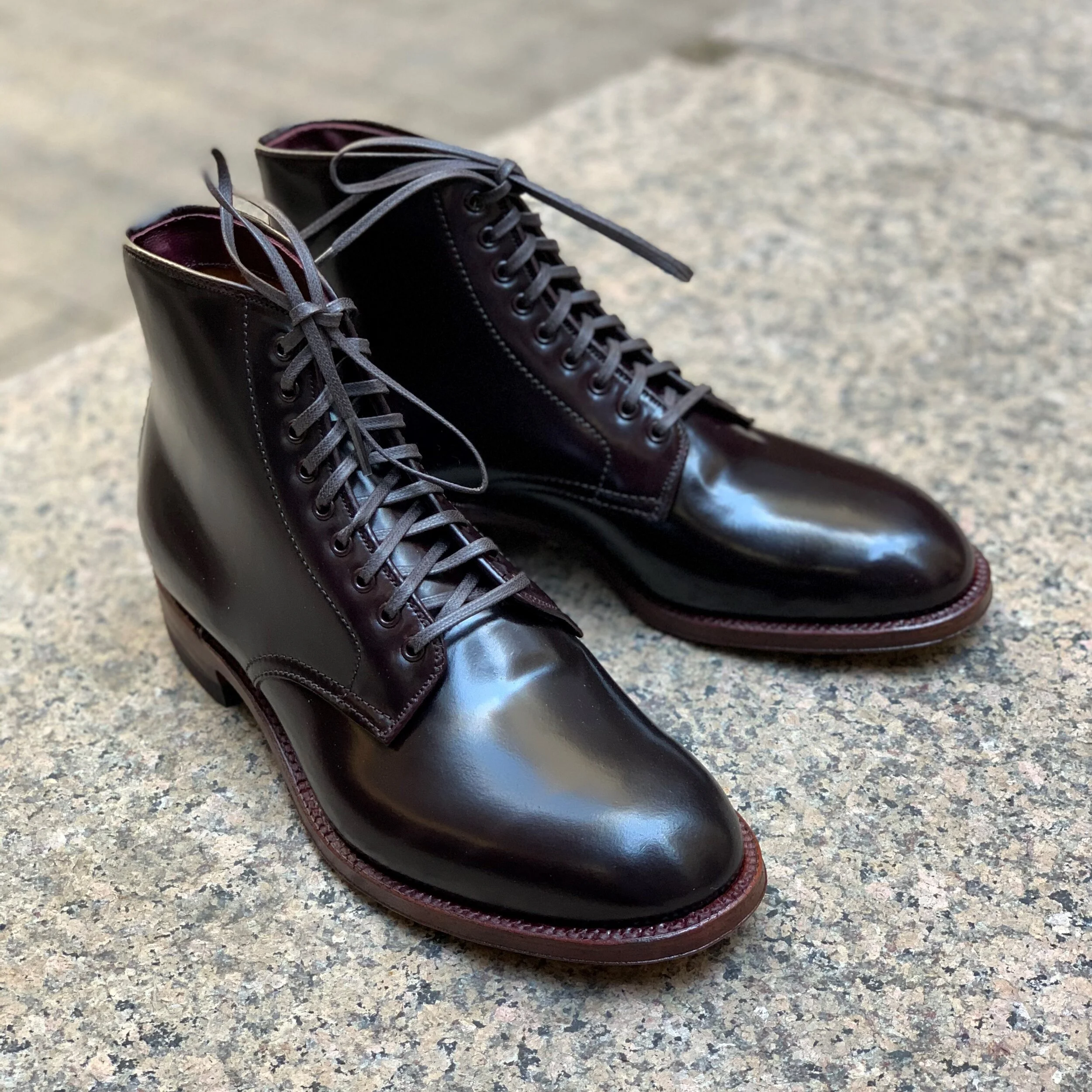 backnet calfskin sneaker