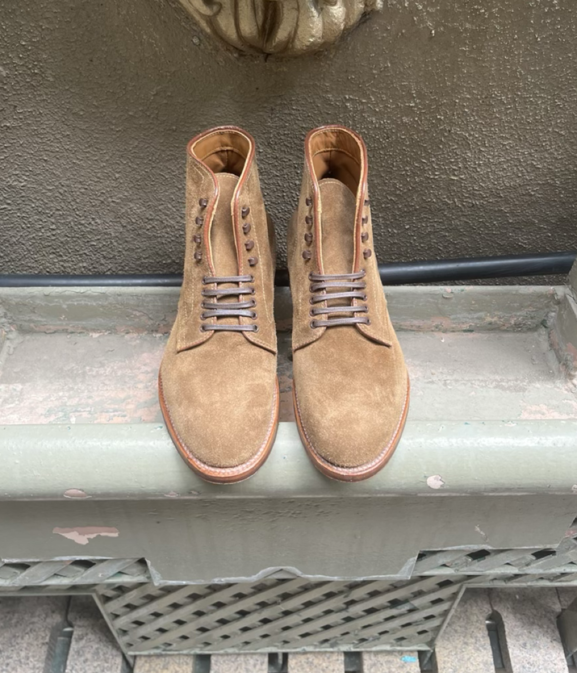 #D5851H Snuff Suede