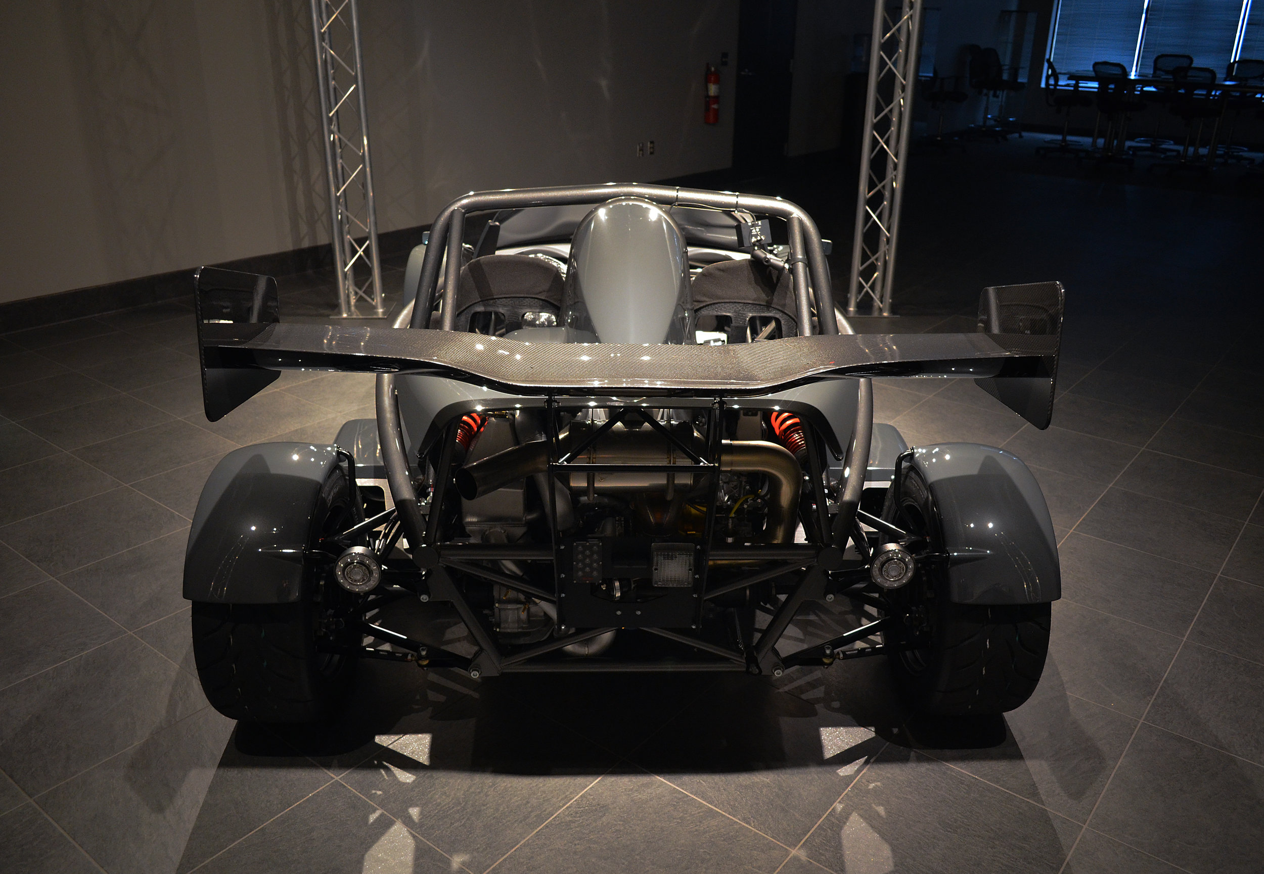 ArielAtom3S_grigio_telesto.05.JPG