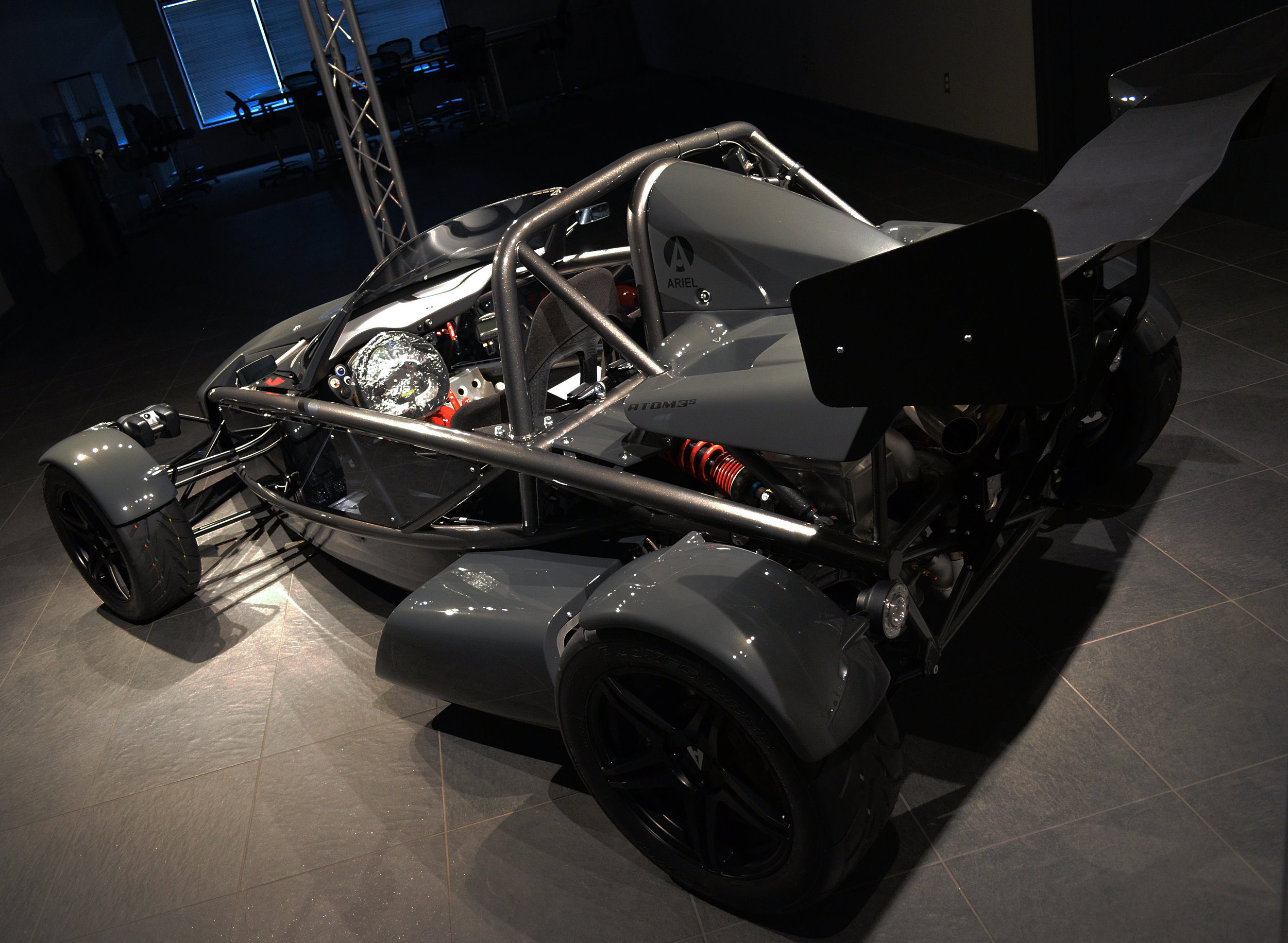 ArielAtom3S_grigio_telesto.06.JPG