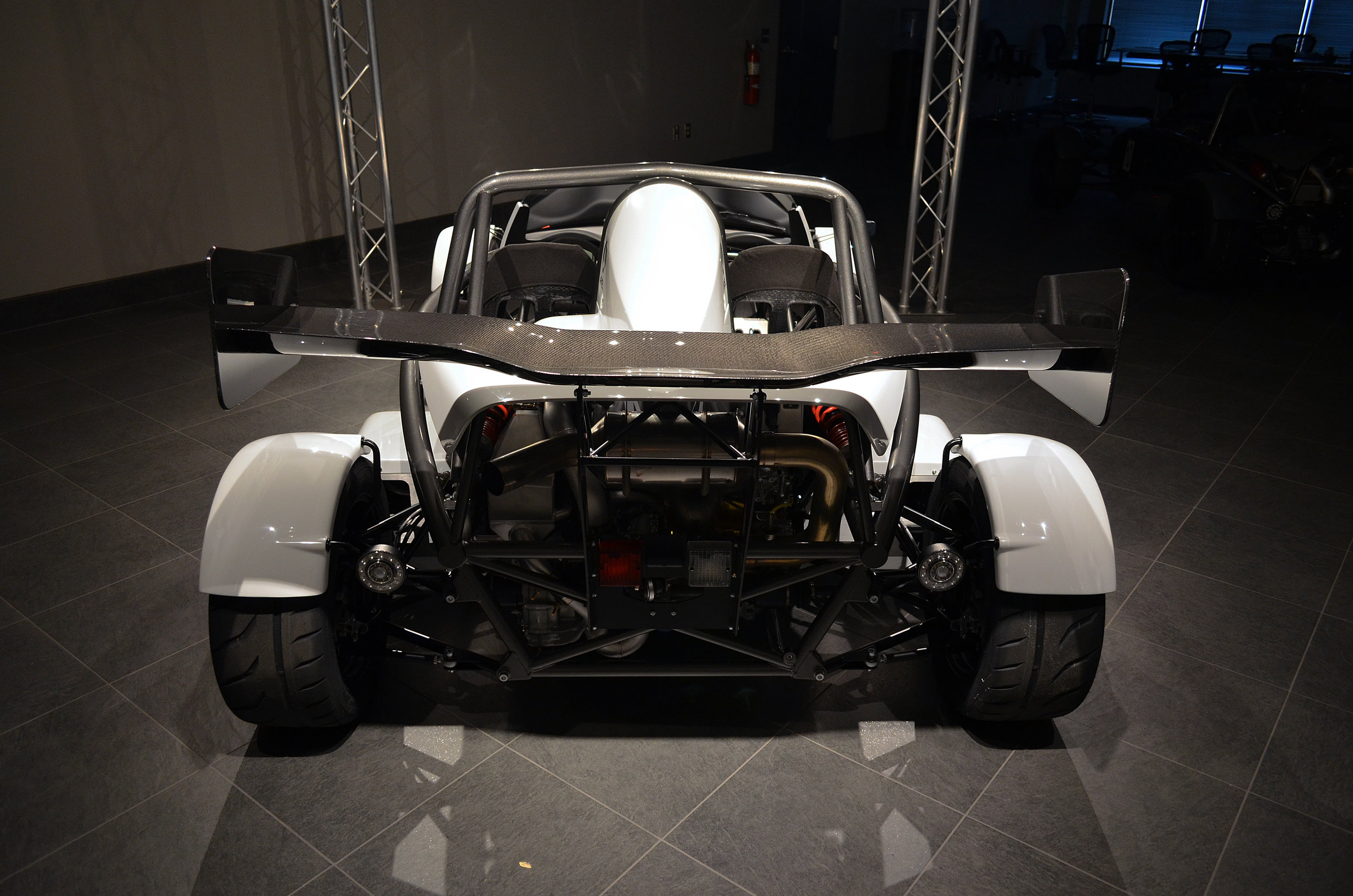 Ariel_Atom_3S_274_010.jpg