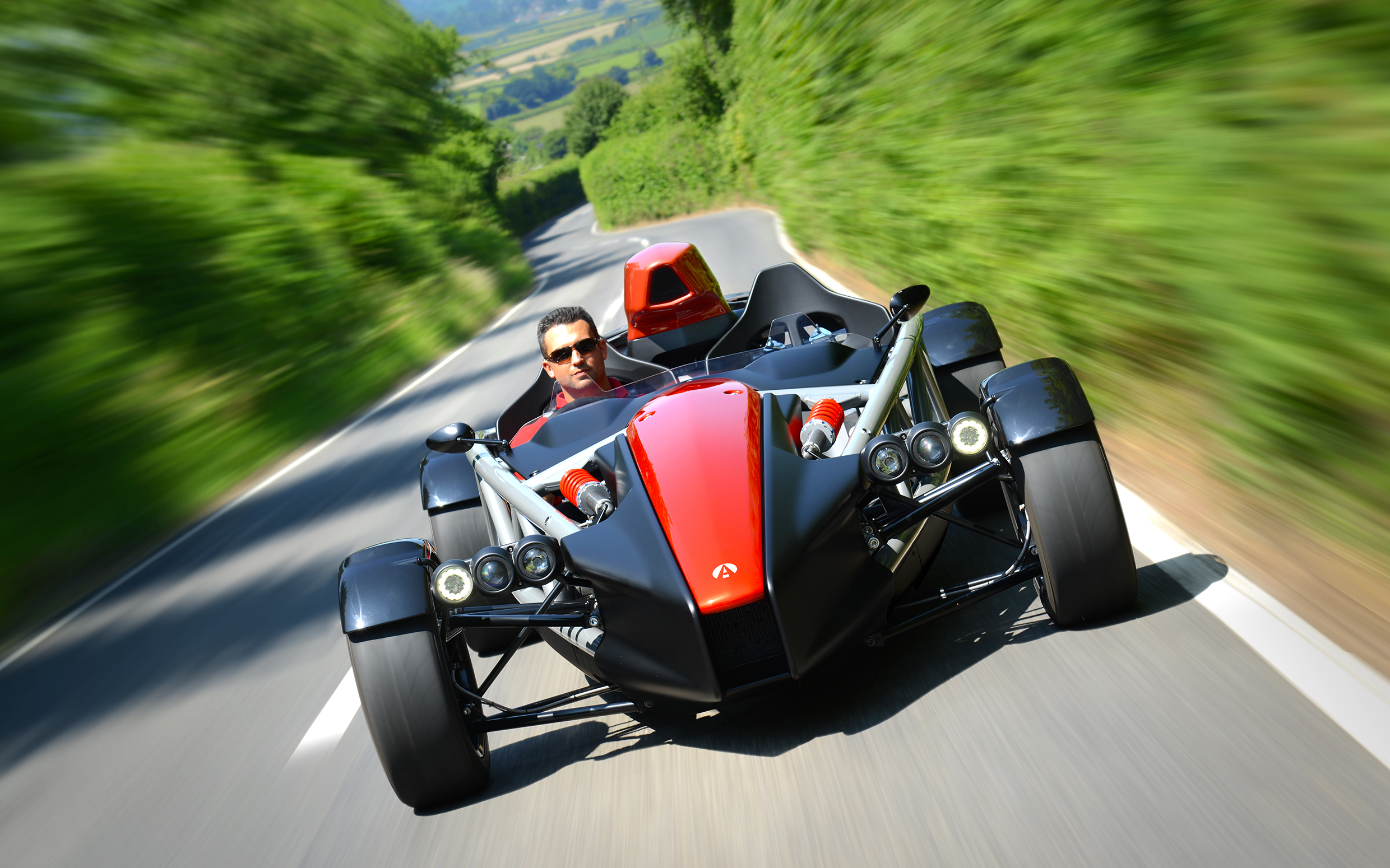 ARIEL ATOM 4 - 003 - S.jpg