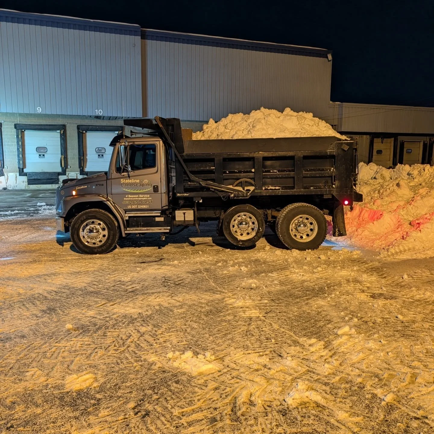 Crews have been moving day and night. Getting everything cleaned up for the next one! @richd.1970 @tlella444 #snow #cat #freightliner