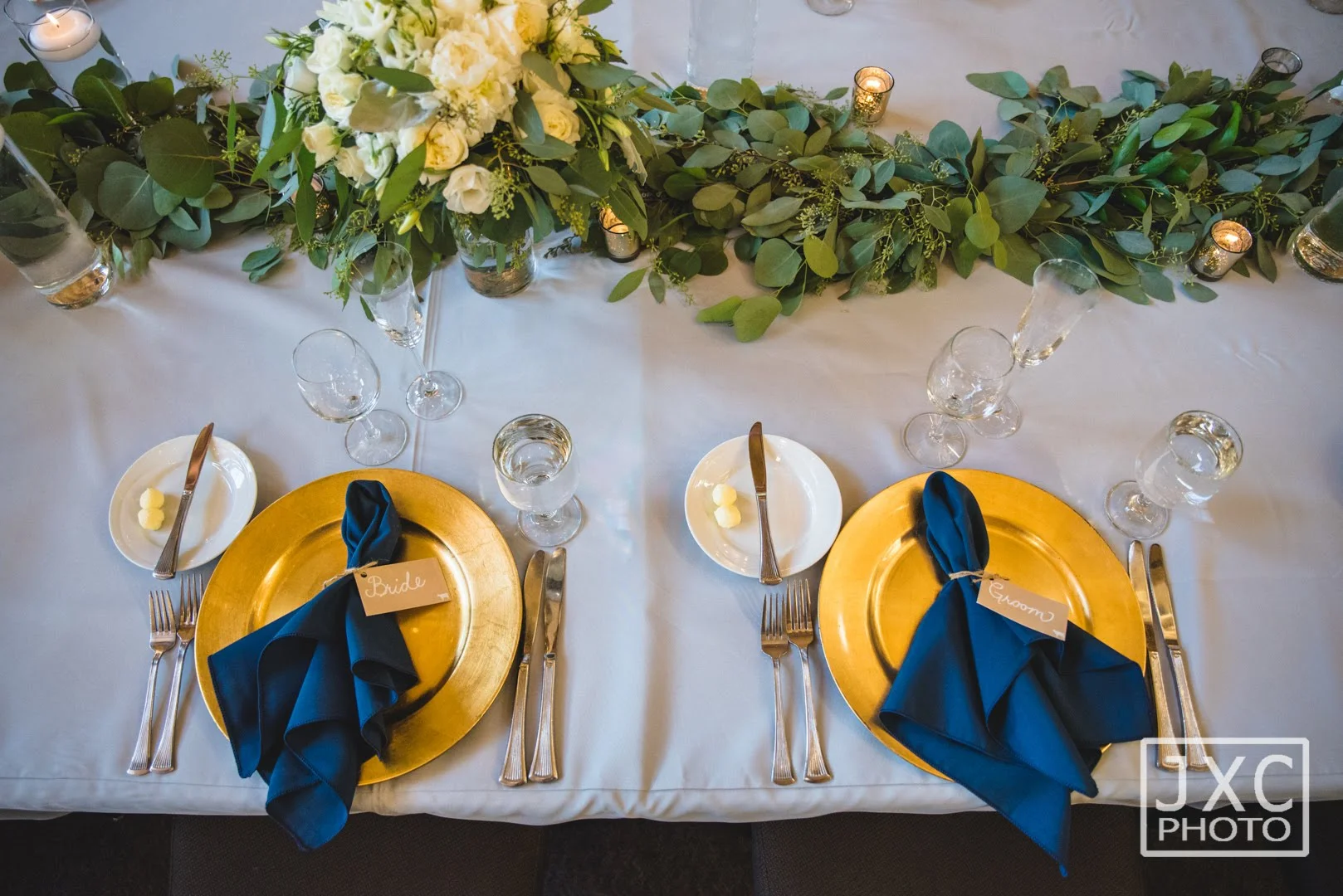Classic Summer Wedding Table Arrangements