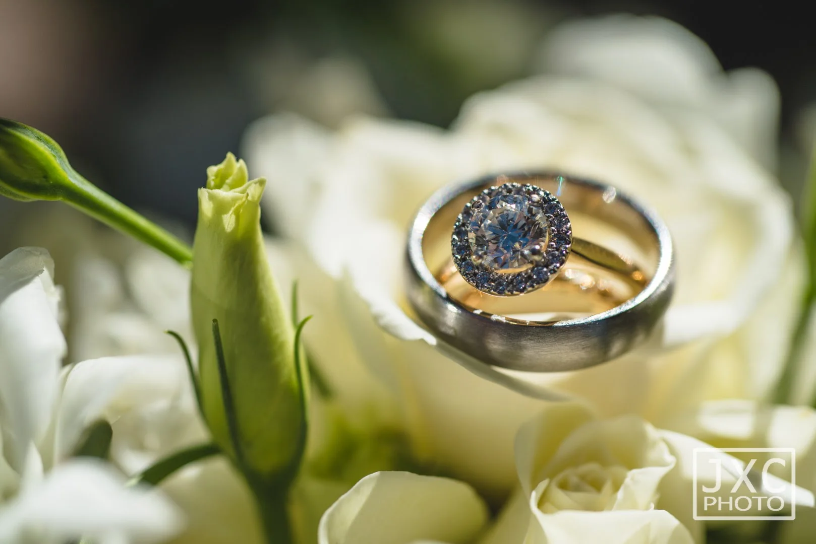 Classic Summer Wedding Floral Arrangement