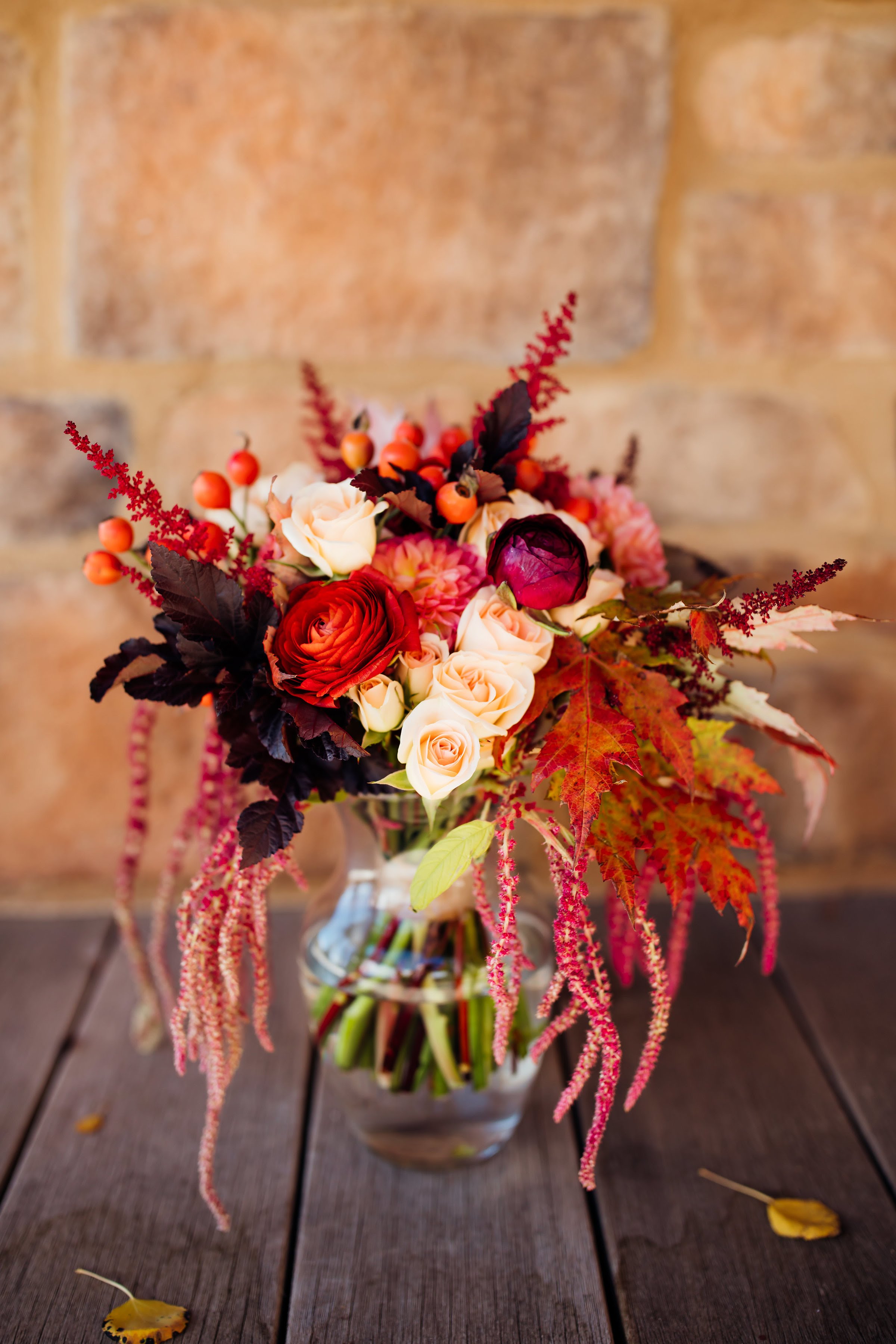 Modern Fall Wedding Arrangement