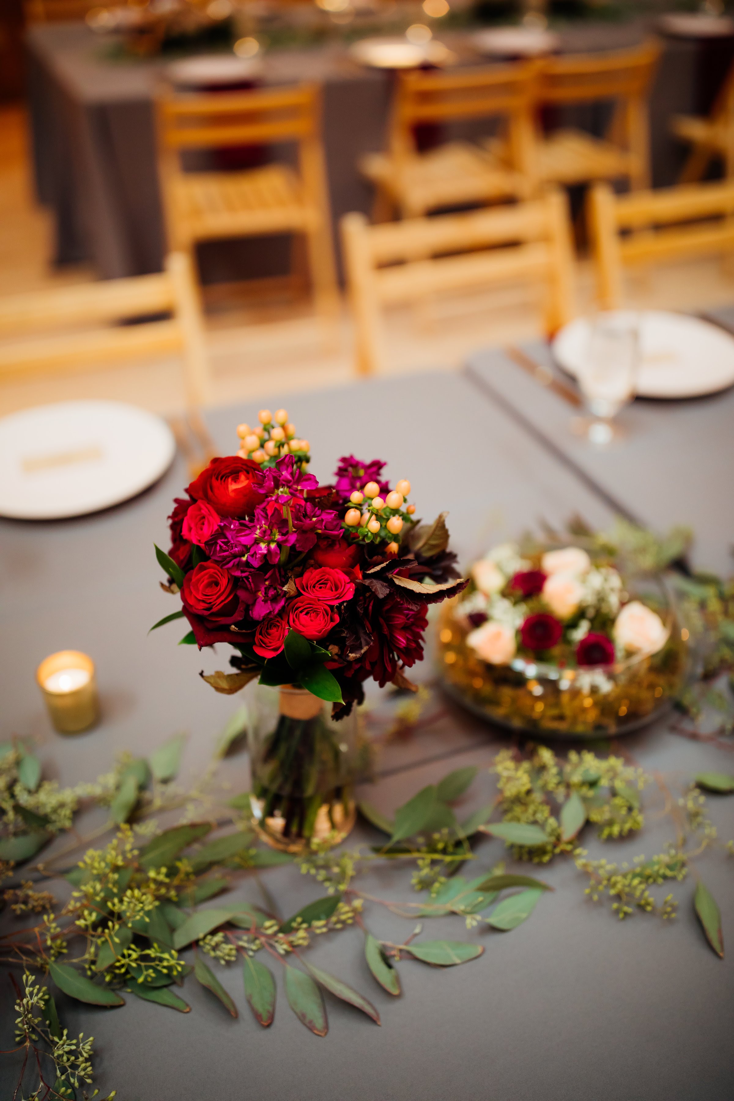 Modern Fall Wedding Table Arrangements