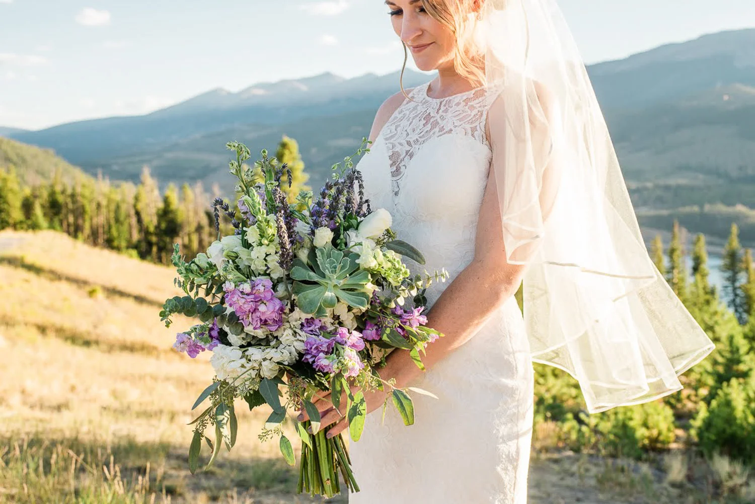 Photo © Emily Schmutz, Summit Mountain Weddings