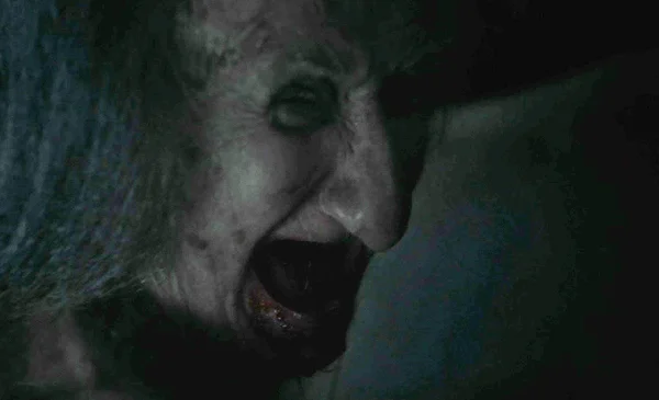 the-witch-2015-shed-scene-monster.jpg