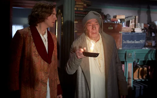 the-man-who-invented-christmas-TMWIC_1770_R_CROP_rgb.jpg