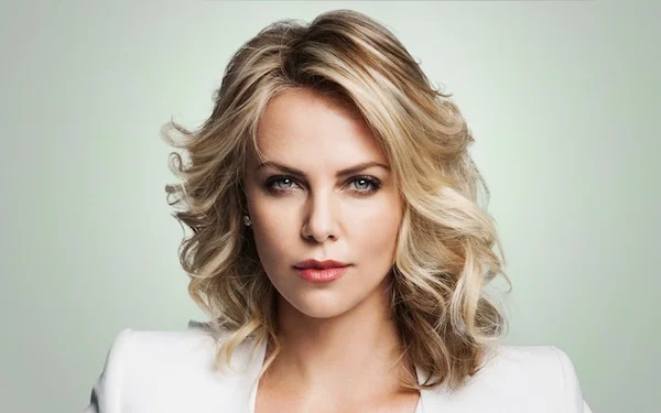 Charlize-Theron6.jpg