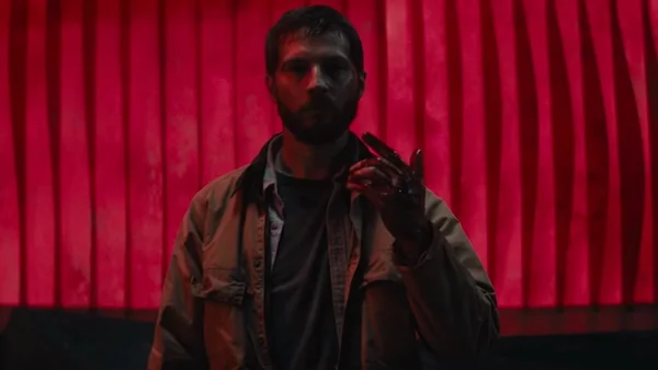 wicked-cool-new-overkill-red-band-trailer-for-the-sci-fi-action-film-upgrade-social.jpg