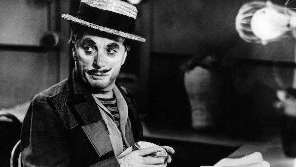 Limelight-1952-film-images-be3f6bf8-3e74-488b-a716-fe2ec6e4590.jpg