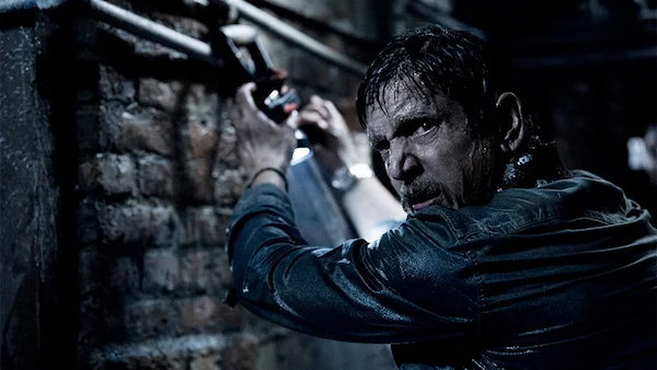 crawl-movie-paramount.jpg
