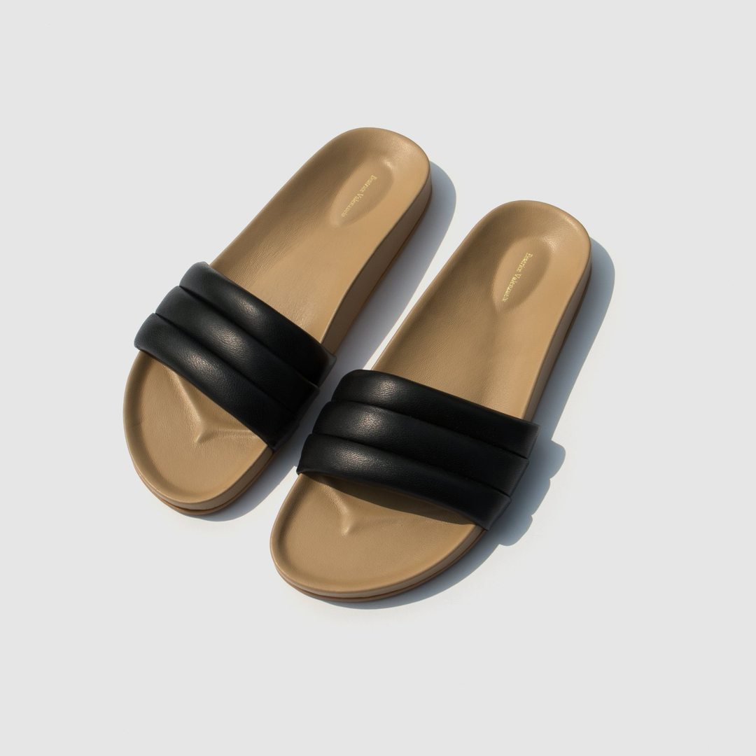 shoes-black-classic-sandalia-1_1080x.jpg