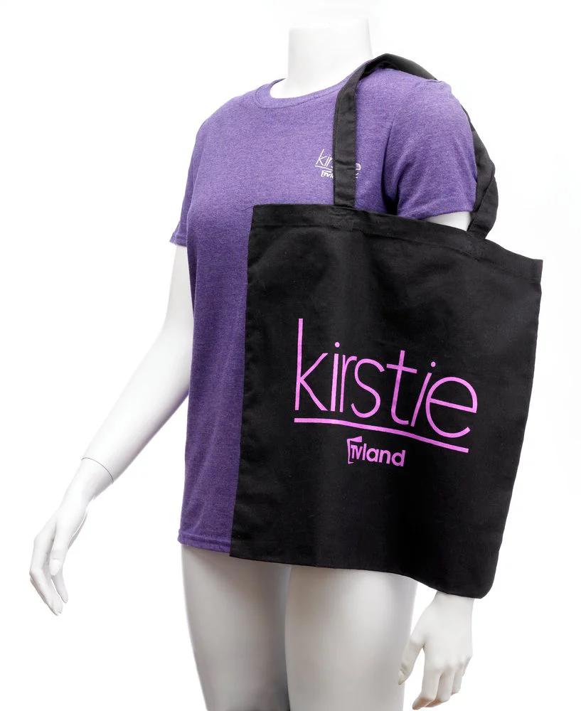  T-shirt and tote bag 