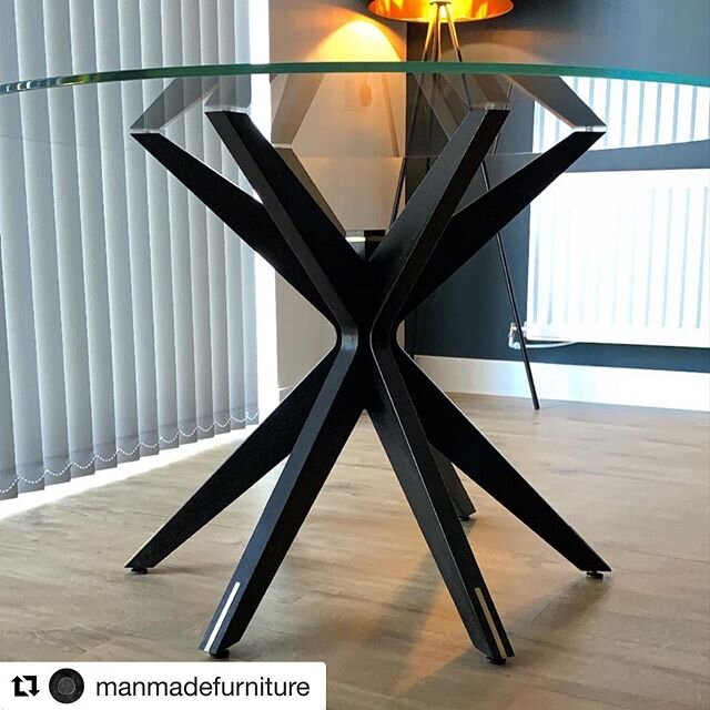 Great work from  @manmadefurniture &lsquo;s check out his post for more photos ・・・
So this is one of my lockdown projects! Made from solid Oak with Brass inlays...what do you guys think? 😊  #manmade #mmhf #diningroom #diningtable #rounddiningtable #