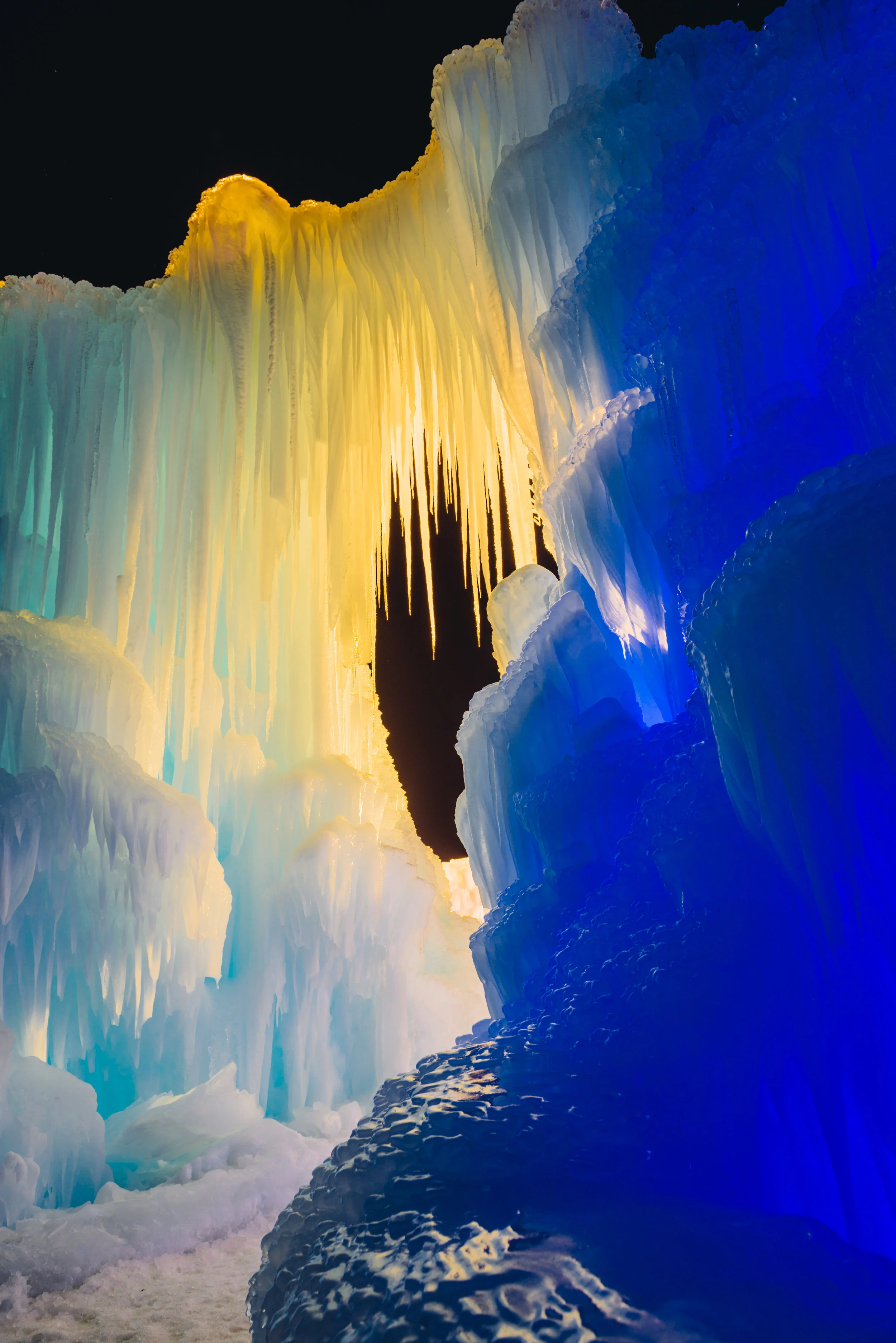 Ice Castles by Sam Scholes-013.jpg