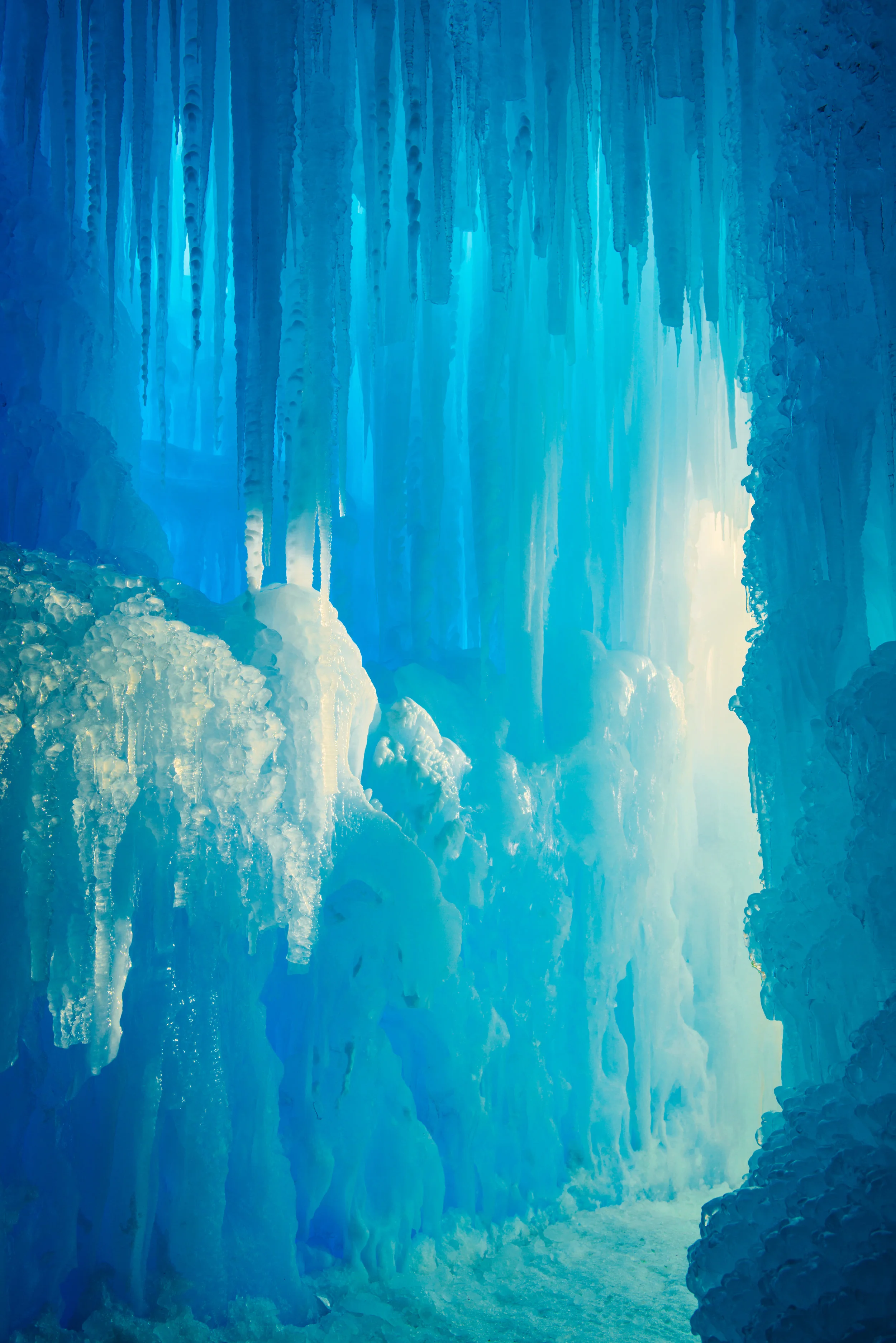Ice Castles by Sam Scholes-014.jpg