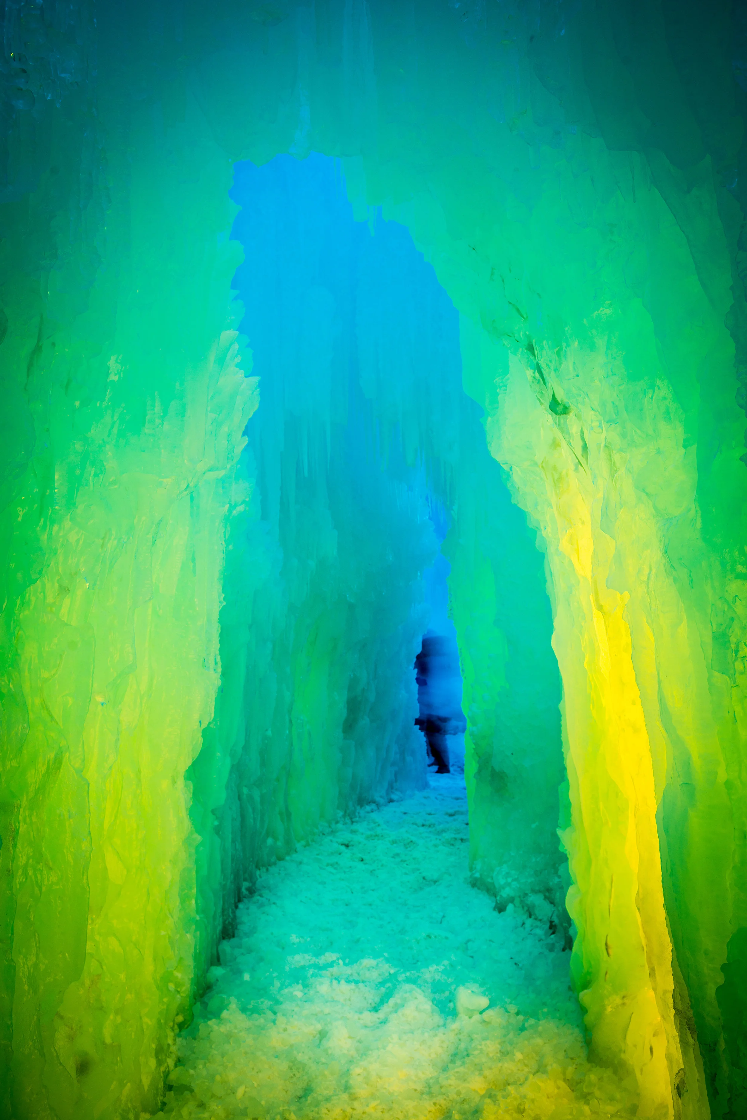 Ice Castles by Sam Scholes-007.jpg