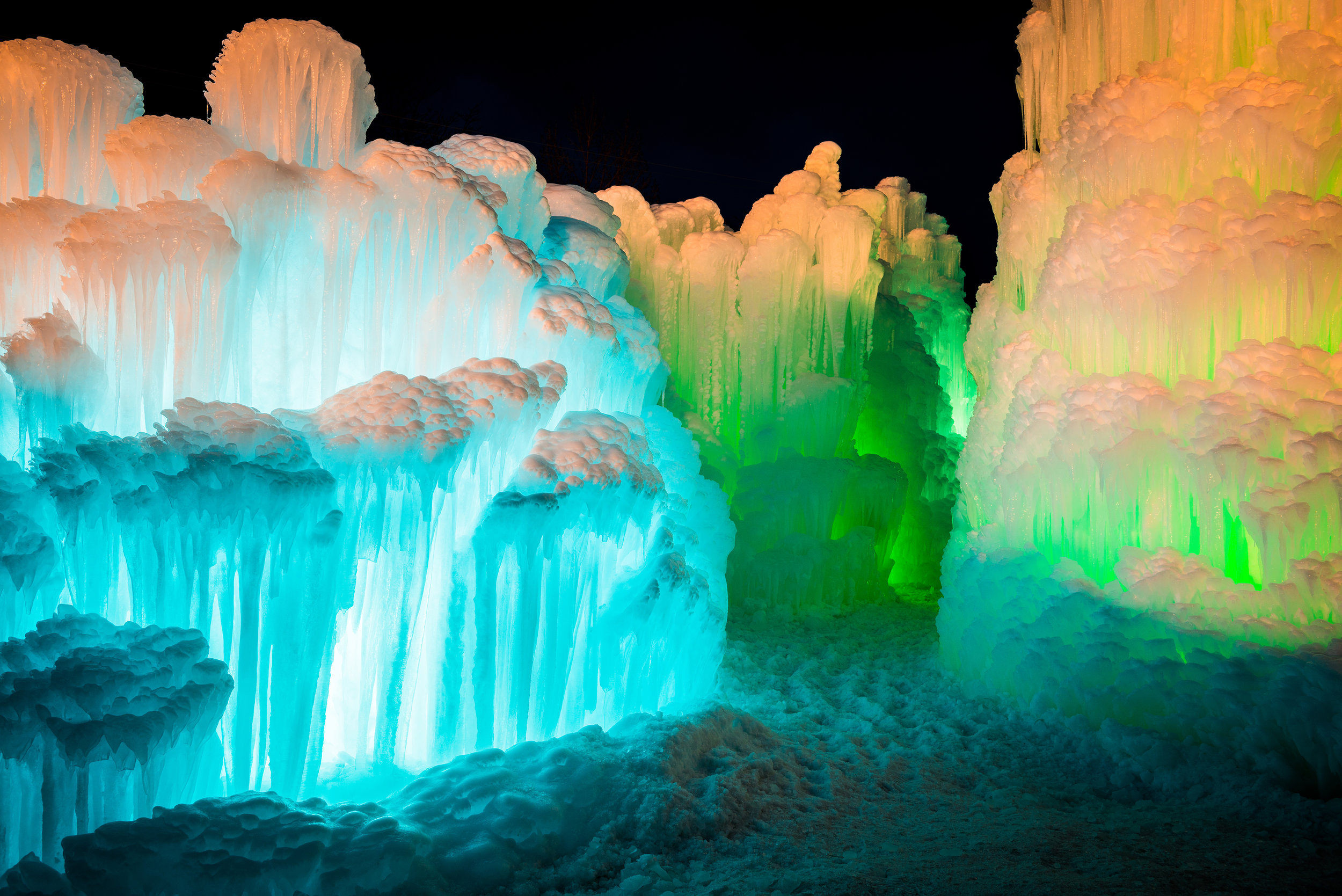 Ice Castles by Sam Scholes-009.jpg