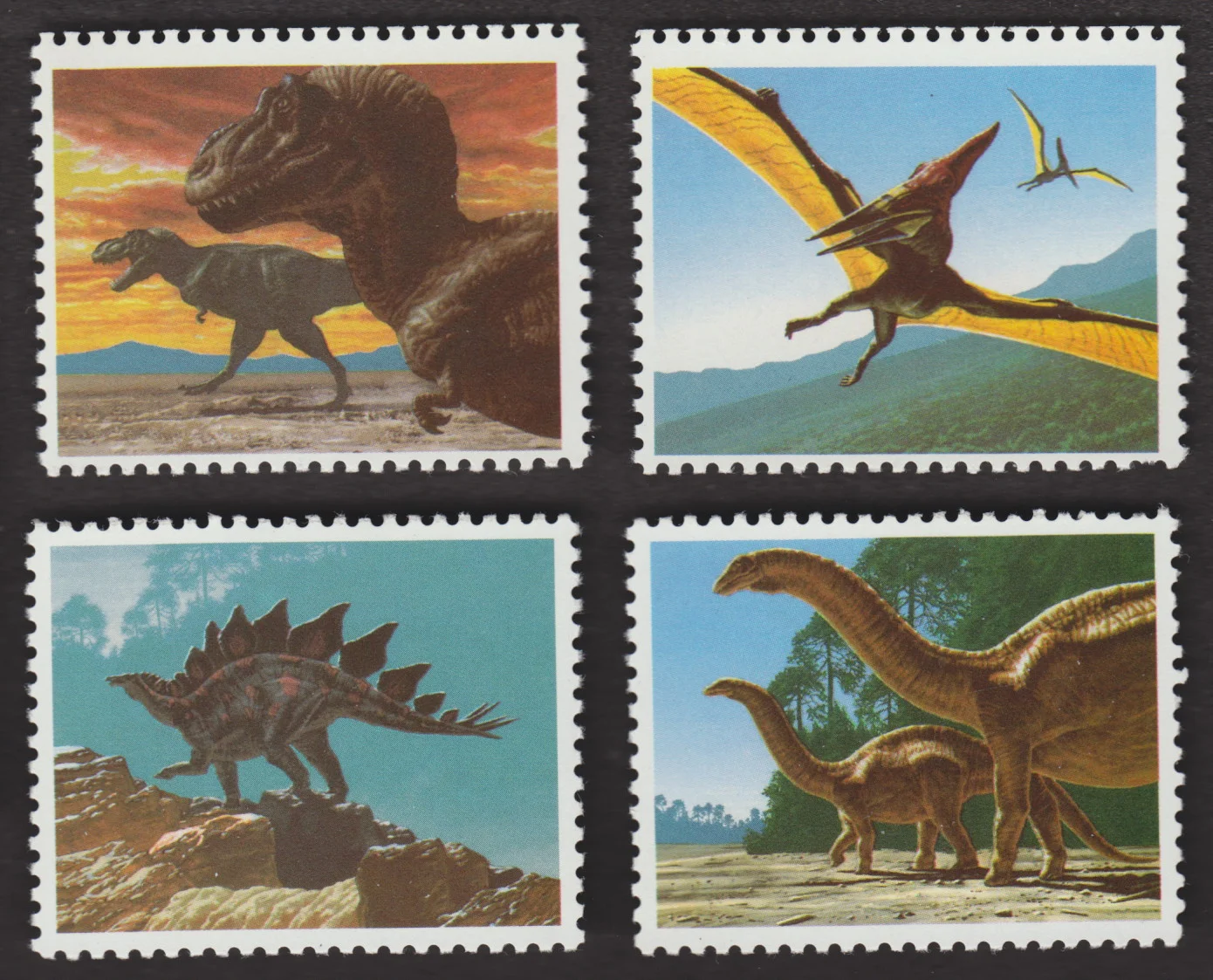 Black omitted on set of 4 Prehistoric Animals (2422a-2425a)
