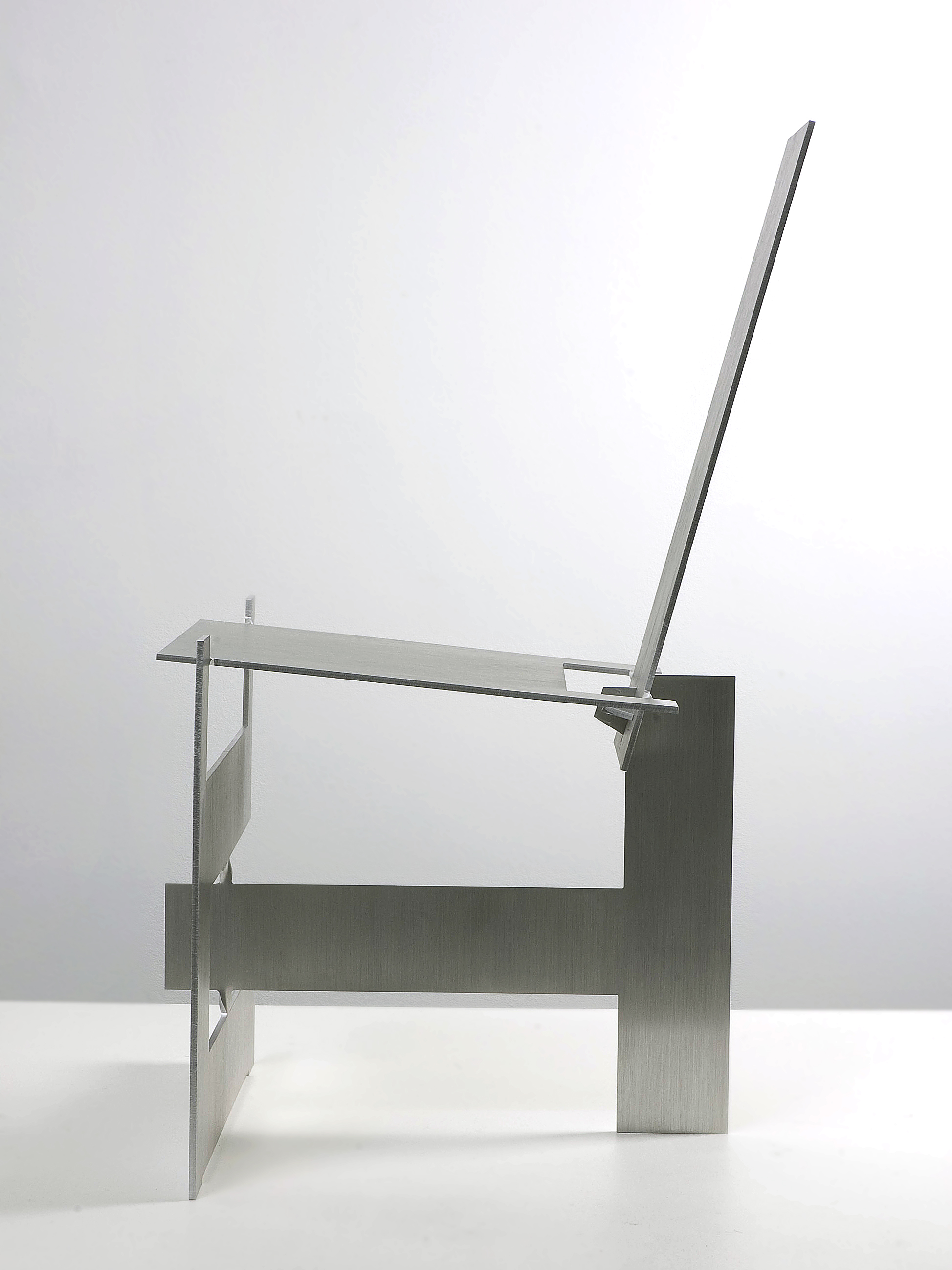 Kadushin-Flatveld chair 4.jpg