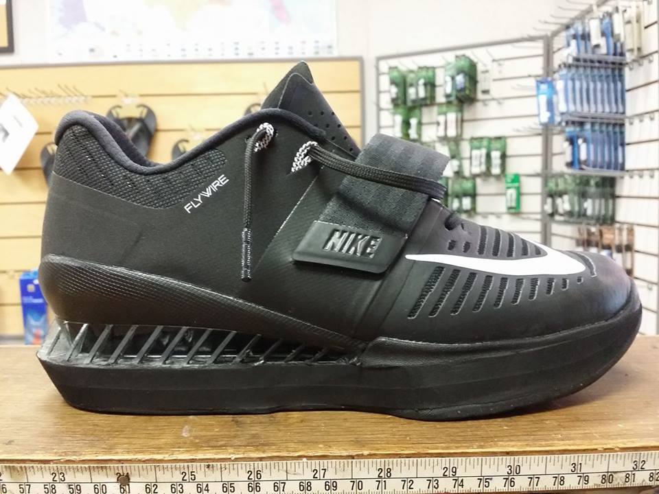 2 cm lift on a weight lifting shoe